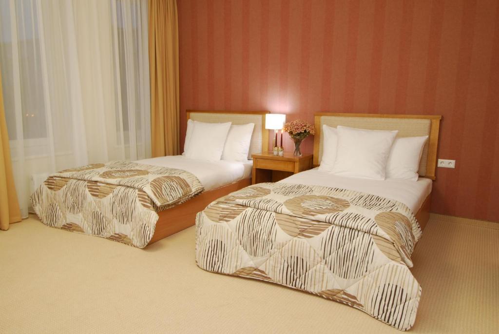 Astrum Palace Mažeikiai Habitación foto